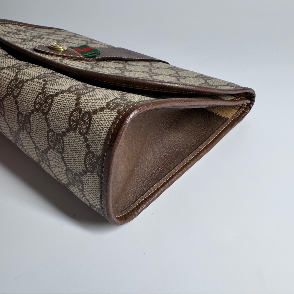 Gucci Supreme GG Monogram  Clutch Crossbody Bag - Picture 13 of 17